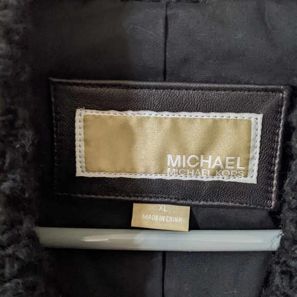 Michael Kors black moto leather jacket with knit collar. - Picture 8 of 9